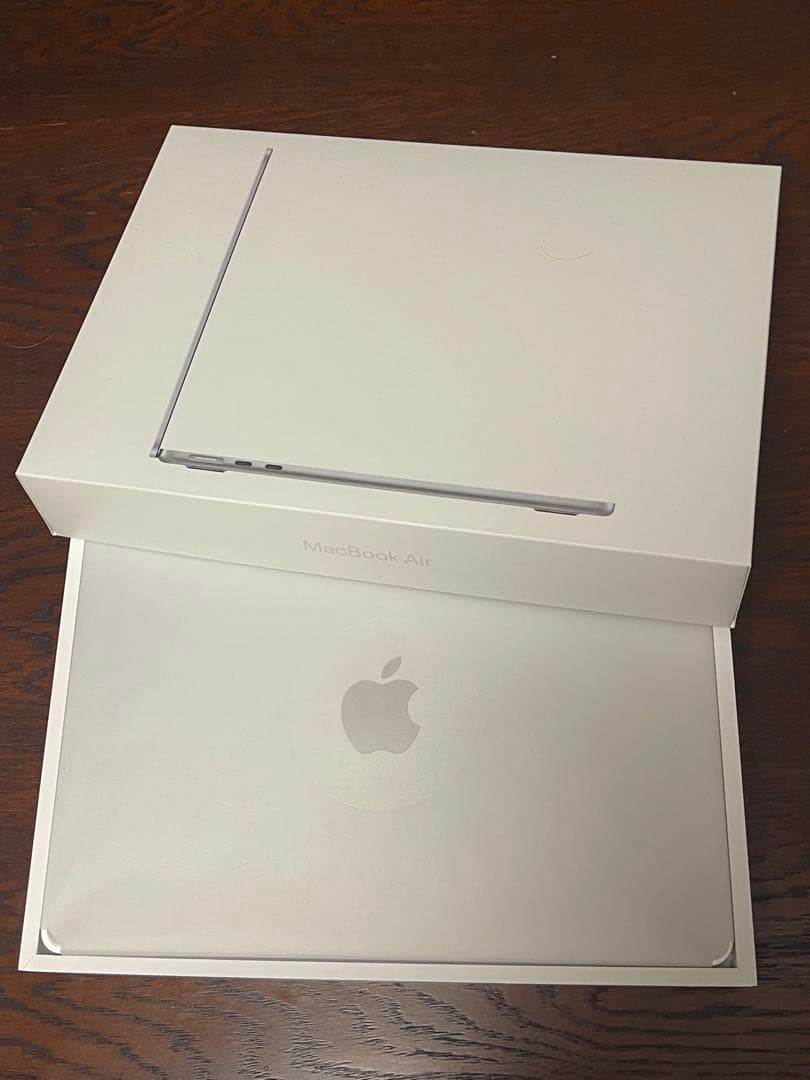 【美品】M2 MacBook Air 10コアGPU 24GB 512GB