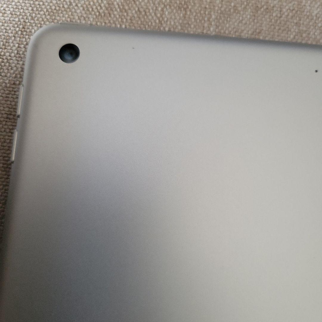 Apple iPad (第8世代) 32GB バッテリー最大容量92%