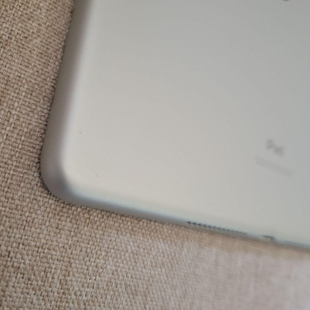 Apple iPad (第8世代) 32GB バッテリー最大容量92%