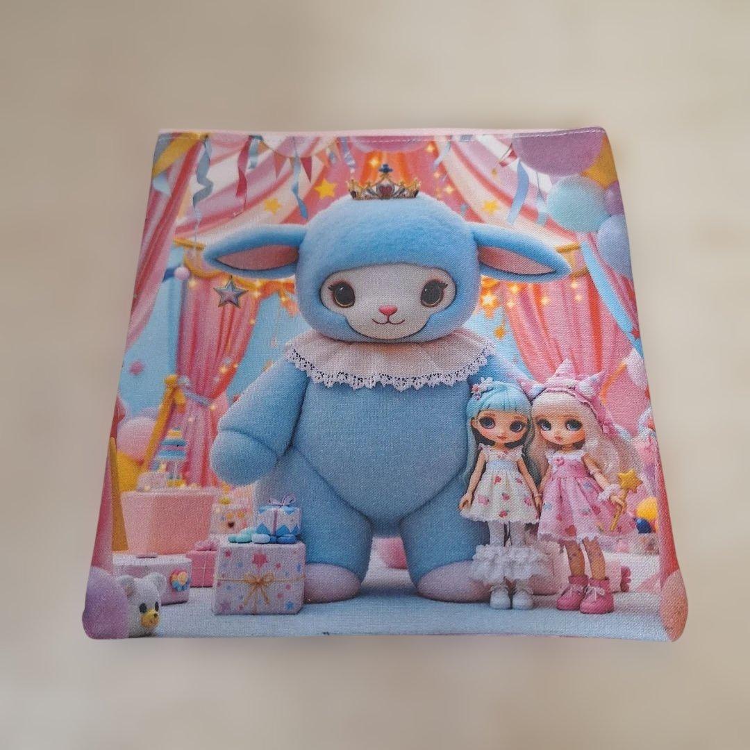 可愛いパネル生地　ハンドメイド　まちなしバッグ　フラットポーチ