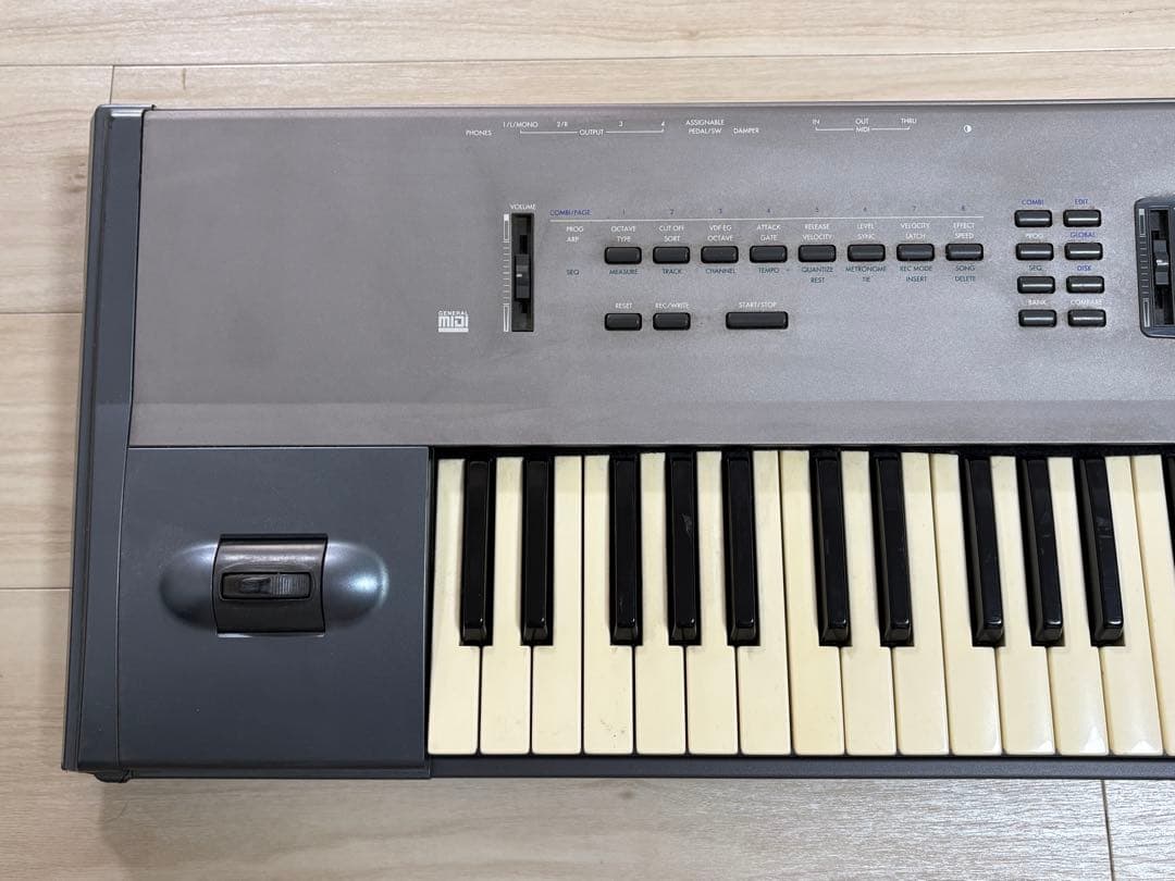 KORG N364 シンセサイザー