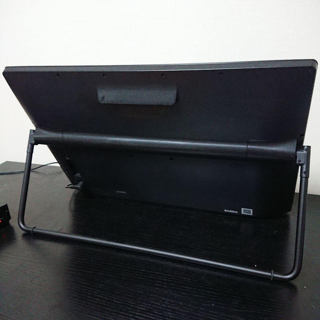 Panasonic UN-19F10D パナソニック　ビエラ　ポータブル