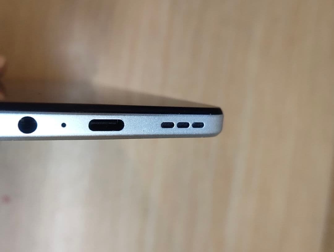 モトローラ　moto g64y 5g