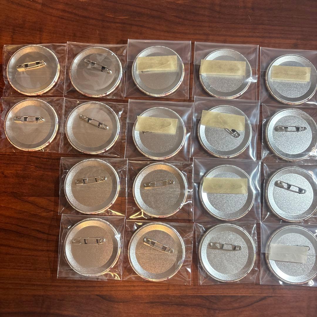 和泉 三月 expo 缶バッジ セット