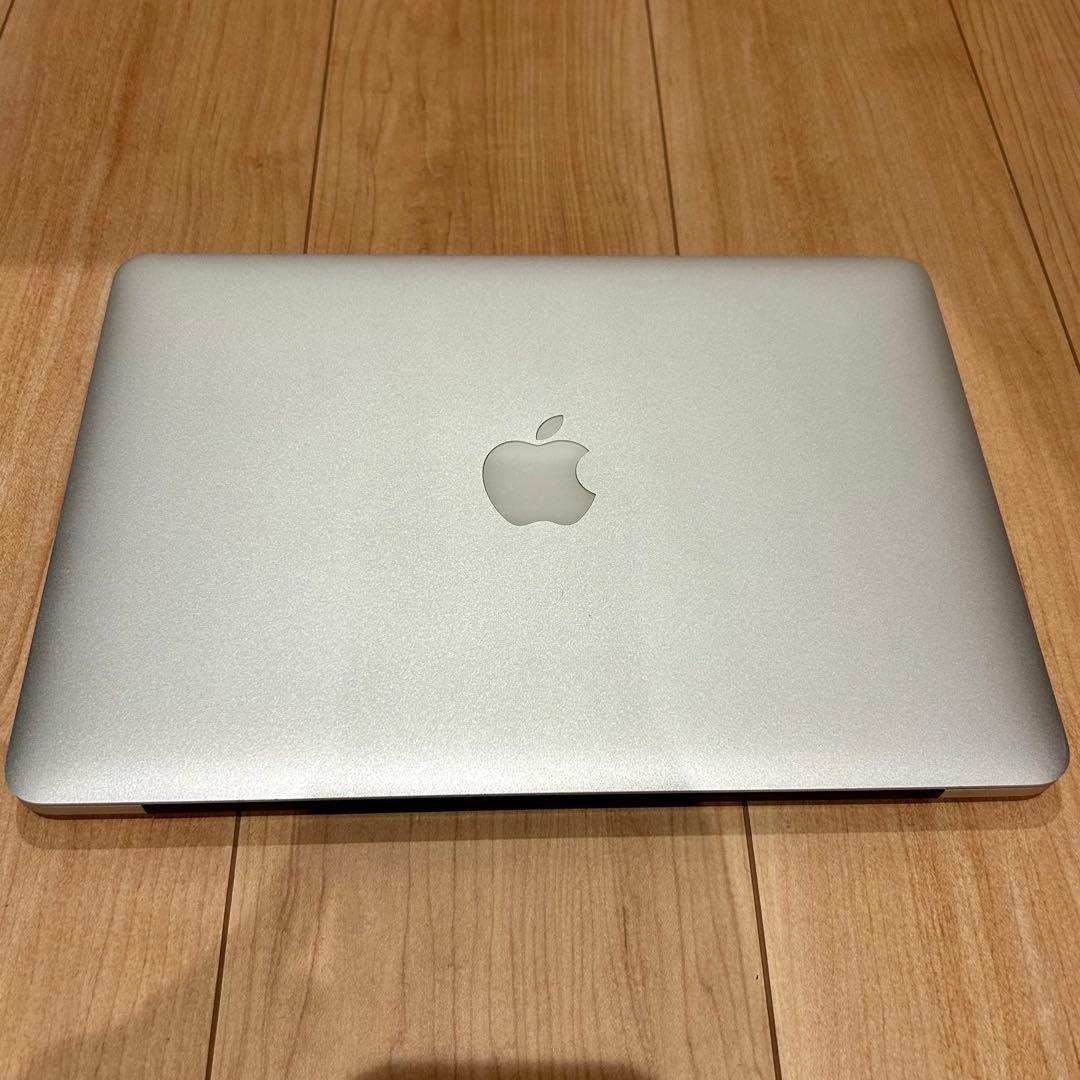 MacBook本体 MacBook Pro 13in Early 2015 8GB 121GB