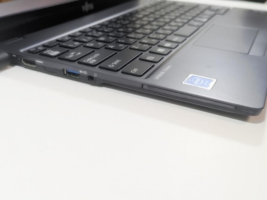 【美品】Windows11✨小型ノートパソコン✨無線✨初心者に✨すぐ使える