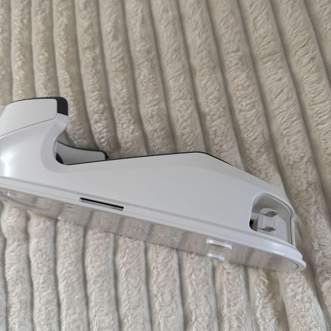 ⭐️mamiとなりますアイロンティファール コードレス スチームアイロン