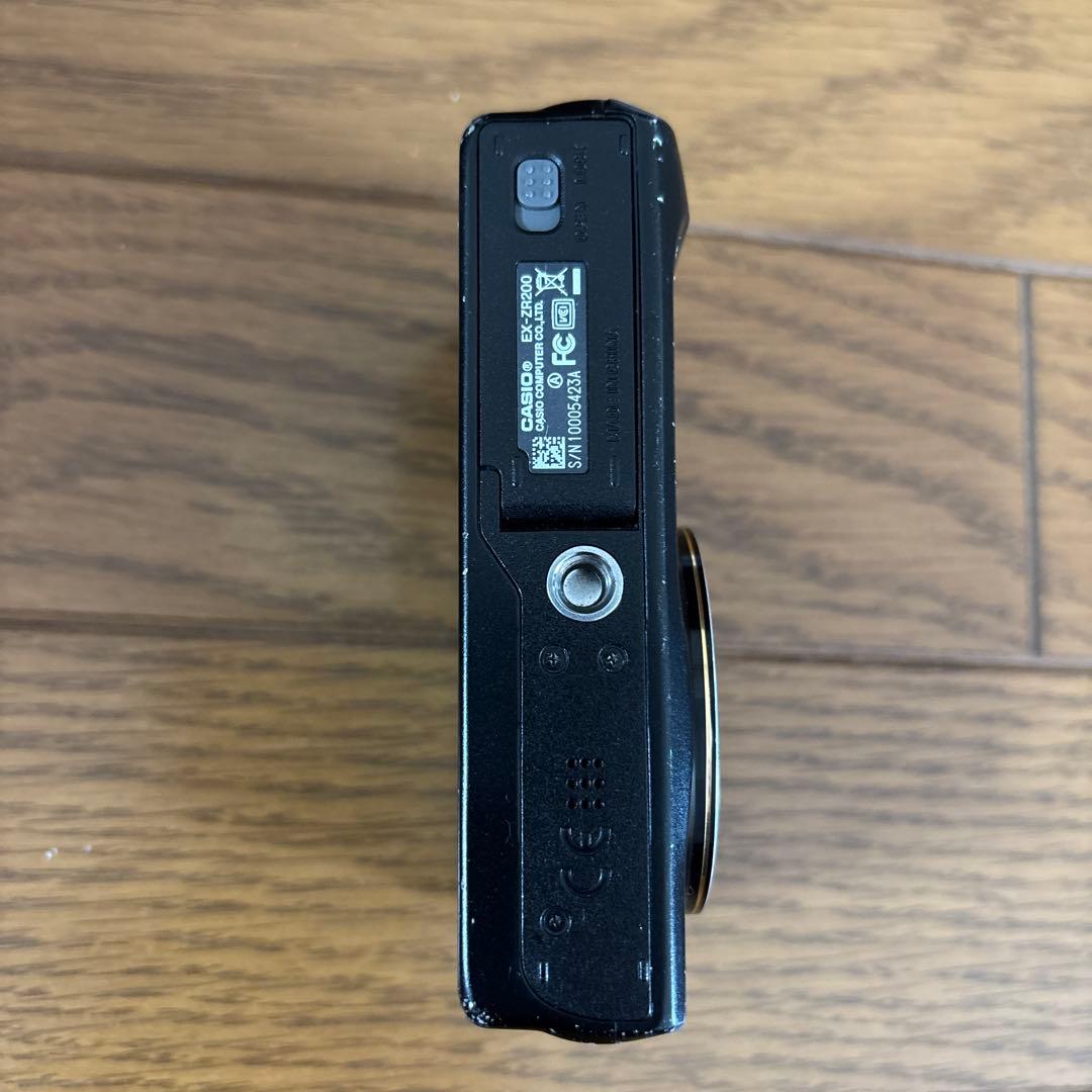 CASIO カシオ EX-ZR200