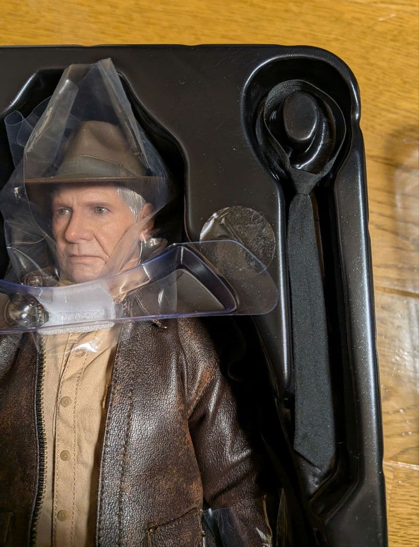 ホットトイズ　インディージョーンズ　1/6 フィギュア