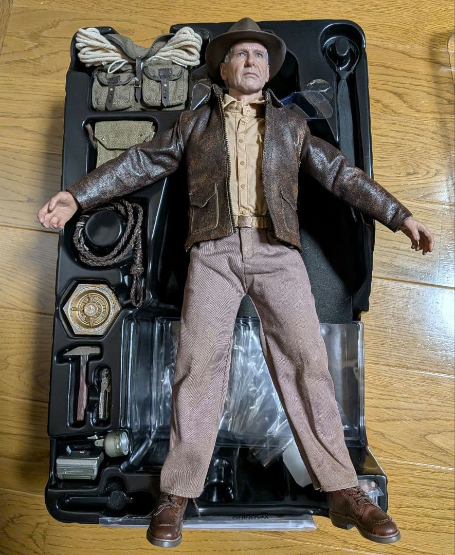 ホットトイズ　インディージョーンズ　1/6 フィギュア
