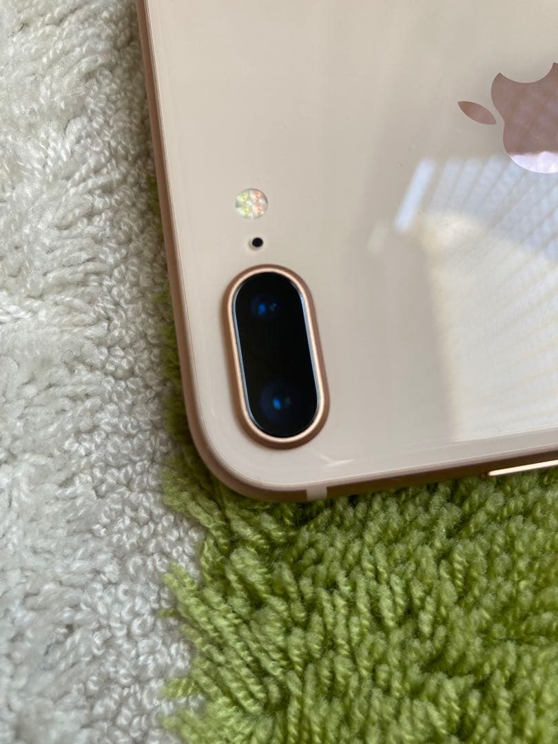 iPhone 8Plus ゴールド 美品