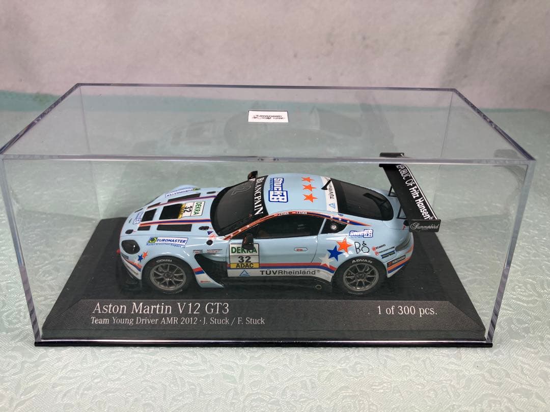 ミニチャンプスAston Martin V12 GT3 2012年300台限定