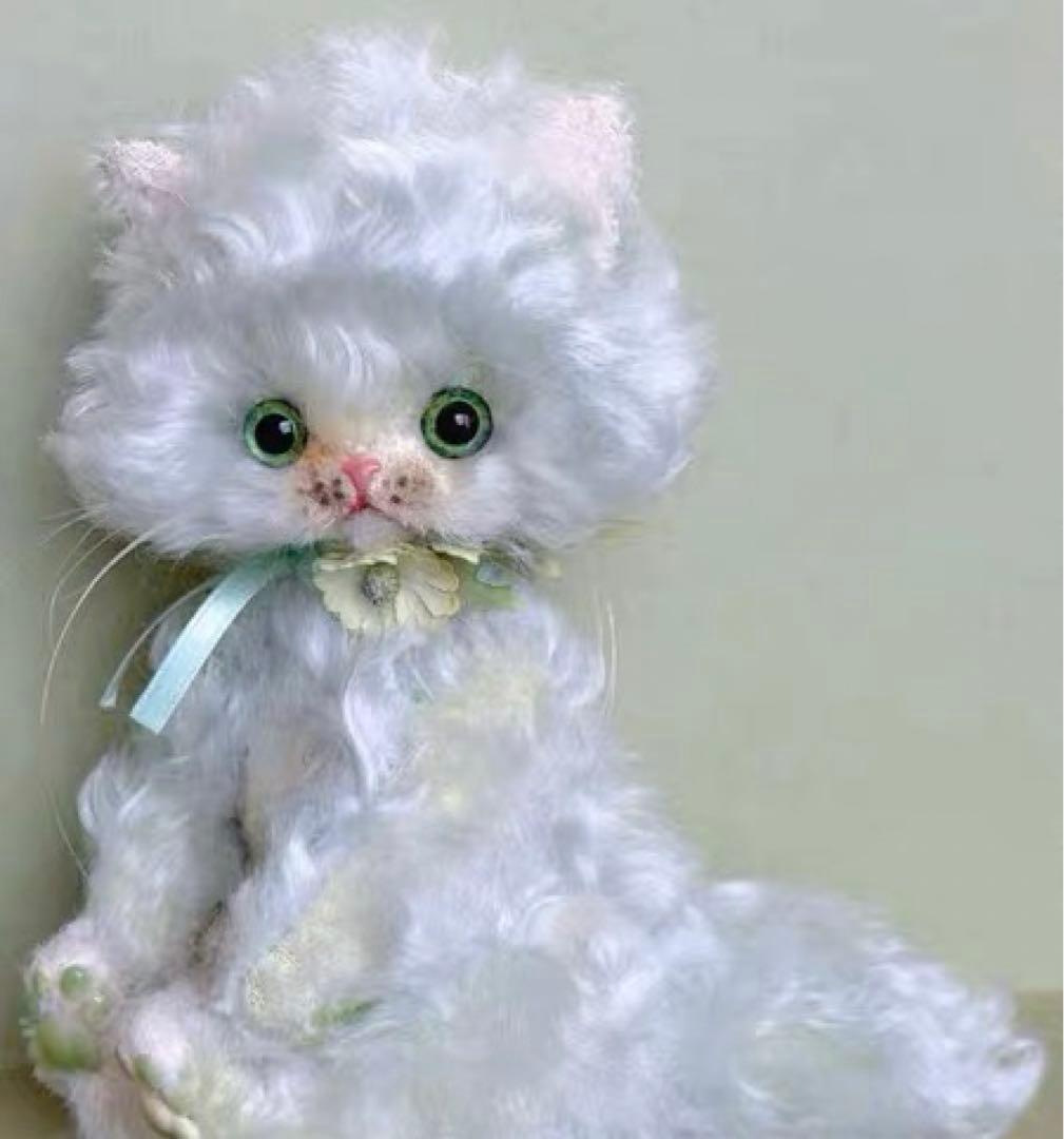 アイスクリームカラーの仔猫 アーティストベア 海外作家様 ハンドメイド 置物