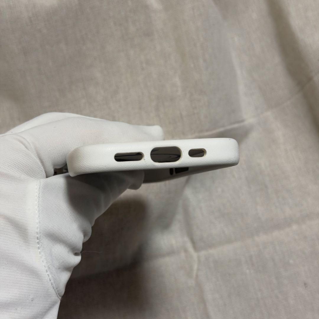 【美品】おまけありiPhone 16 Pro 256GB ナチュラルチタニウム