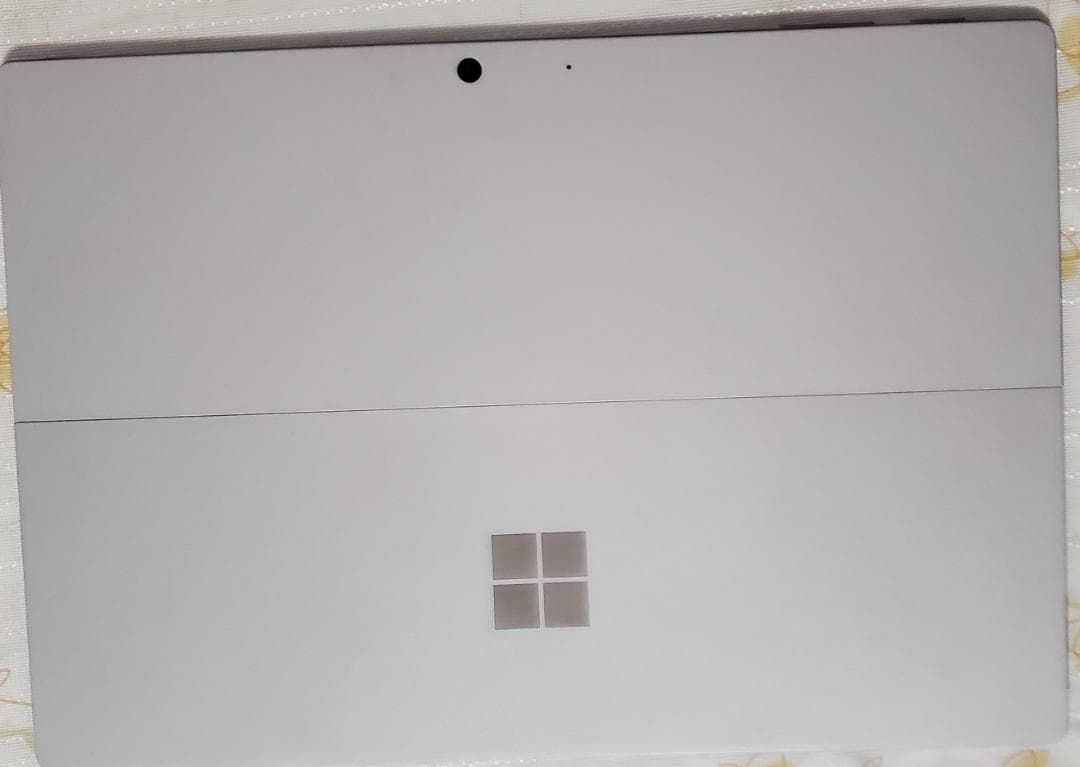 (冴島鋼牙 ほぼ新品) SurPro7 i3/4GB/128GB off