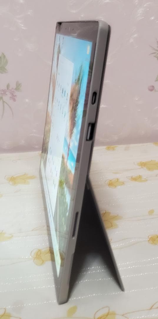 (冴島鋼牙 ほぼ新品) SurPro7 i3/4GB/128GB off