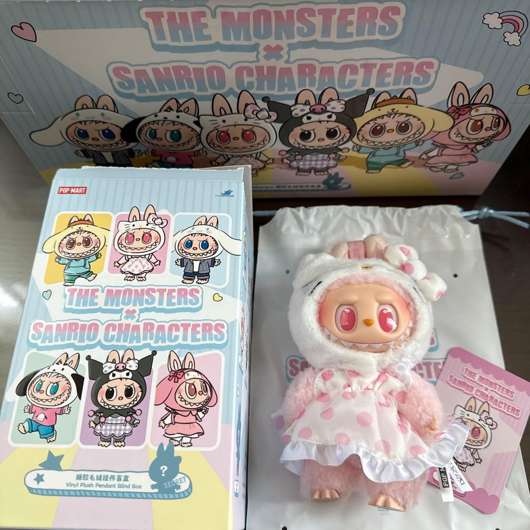 ポップマート THE MONSTERS ラブブ サンリオ キティ カード付き