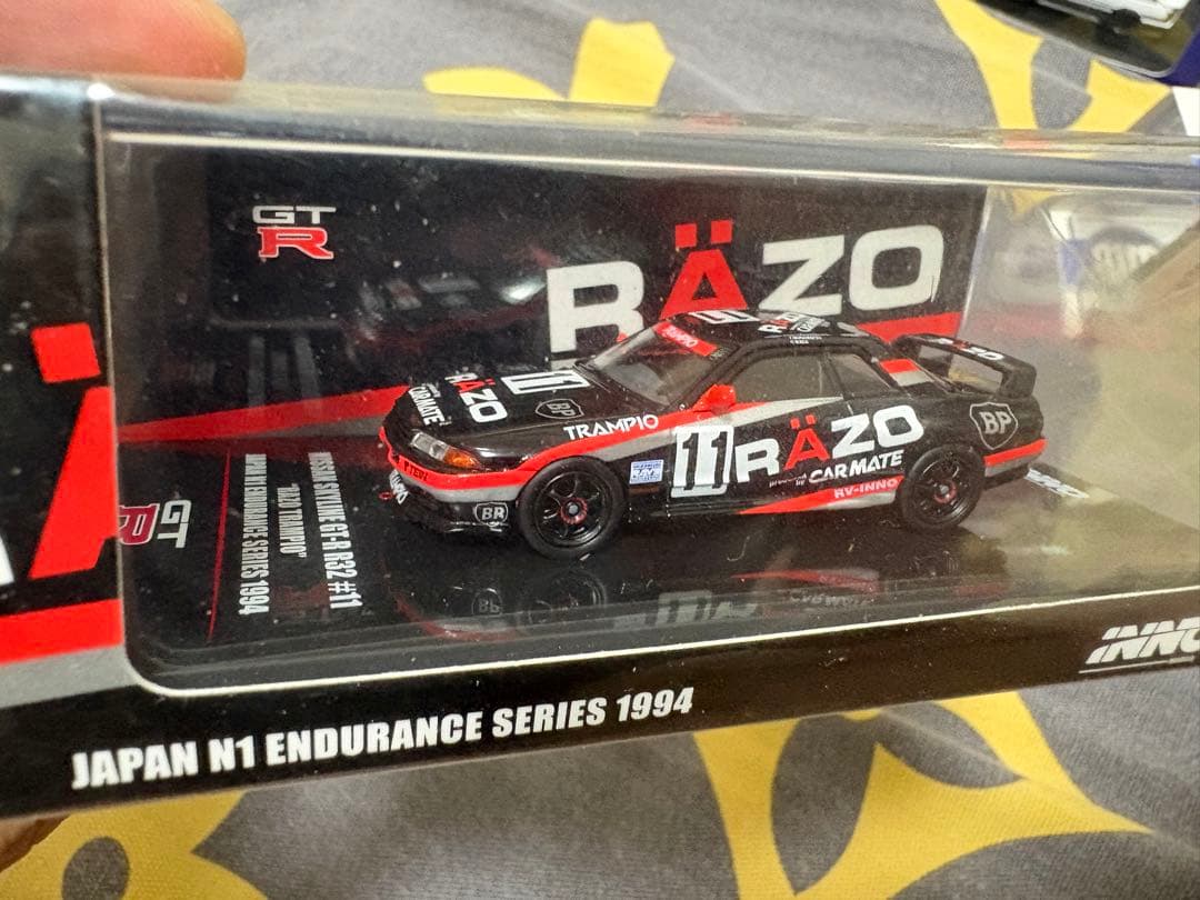 inno イノー　1:64 ミニカー　2台セット