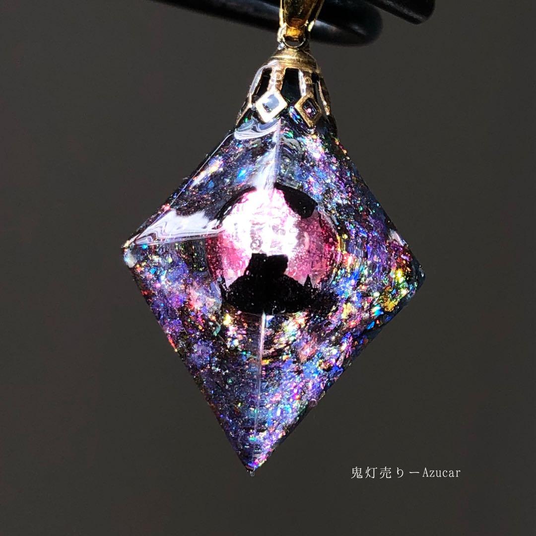 桜世界への入り口。 オルゴナイト　宇宙レジン　蓄光ネックレス