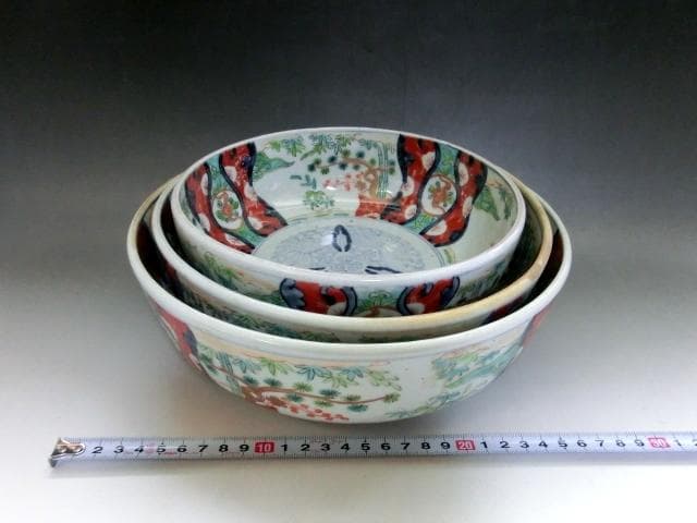 鉢■窓花唐草紋三鉢 蛇の目高台 赤絵 松竹梅 3つ鉢 伊万里(江戸後期～明治)■