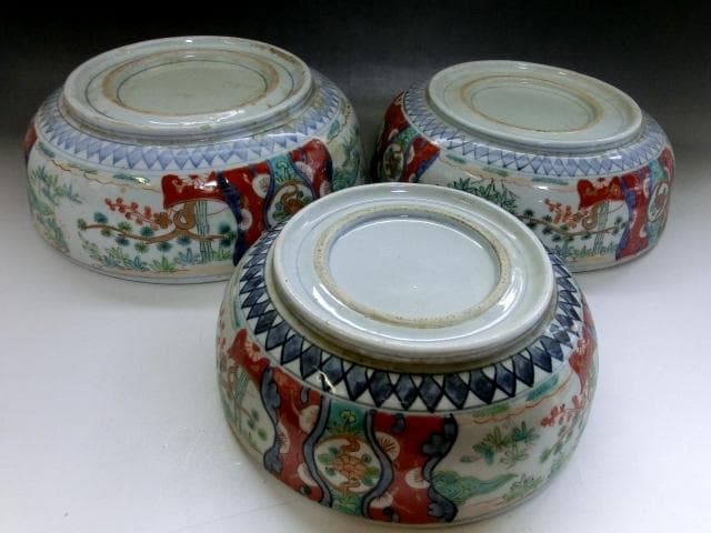 鉢■窓花唐草紋三鉢 蛇の目高台 赤絵 松竹梅 3つ鉢 伊万里(江戸後期～明治)■