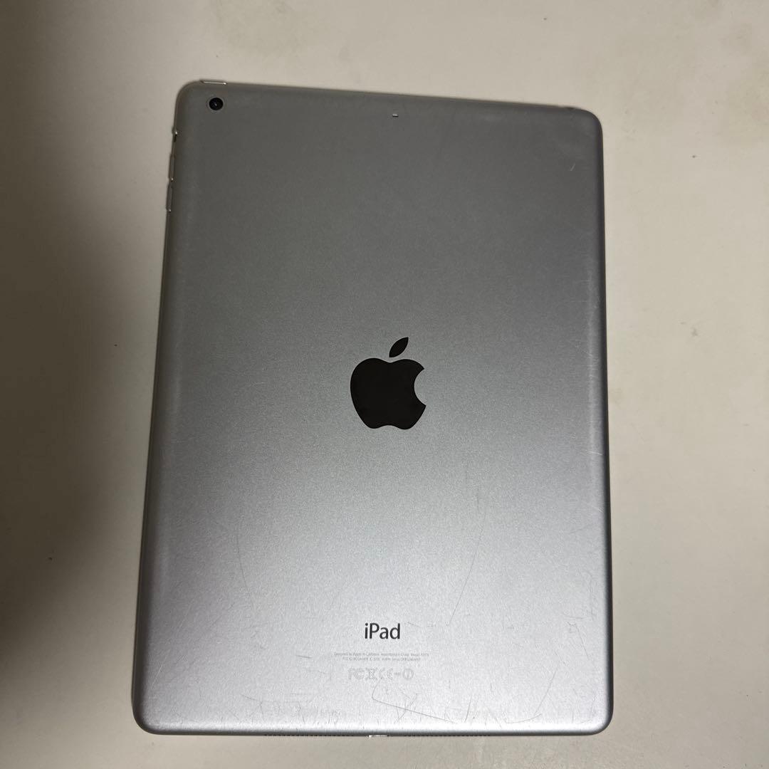 Apple iPad シルバー