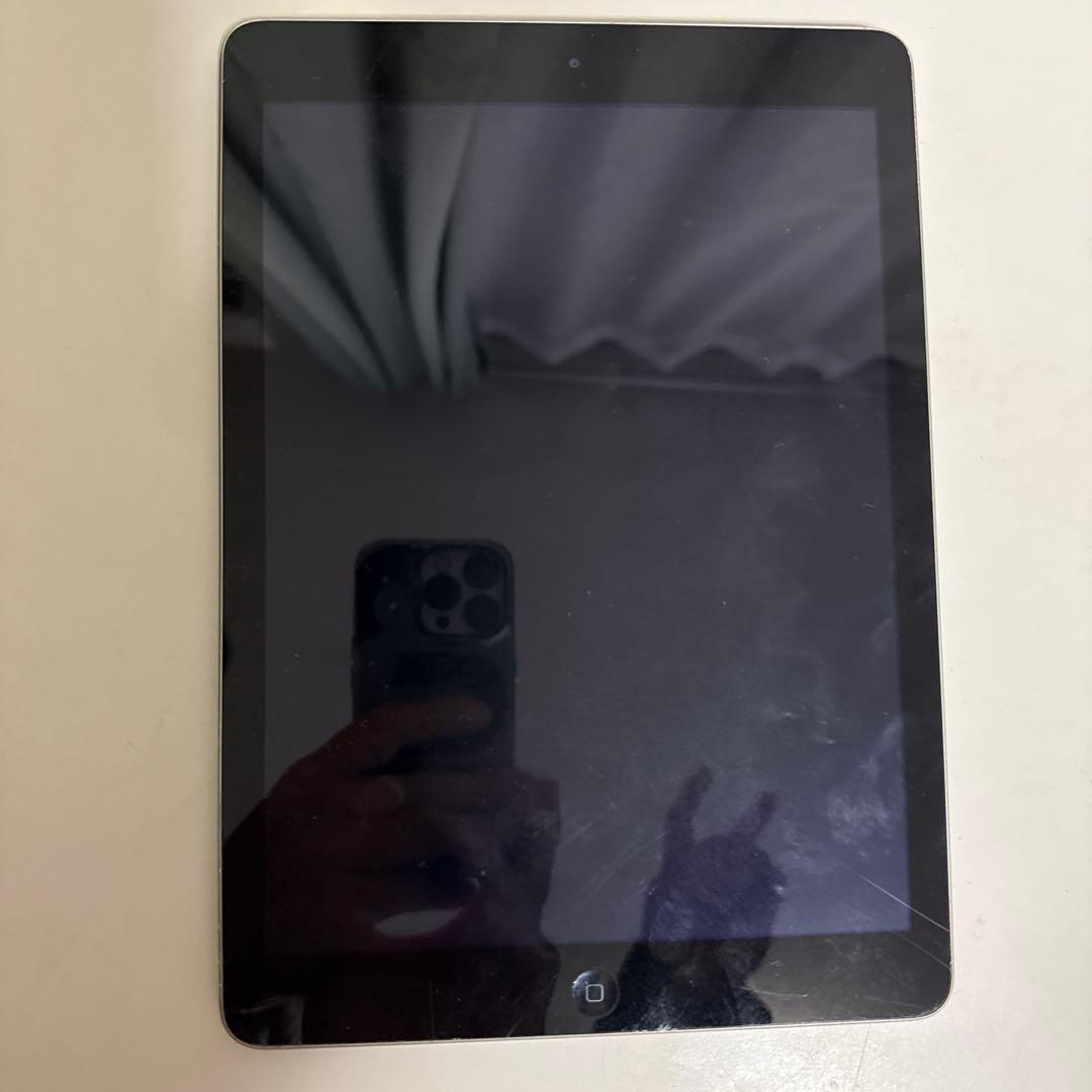 Apple iPad シルバー