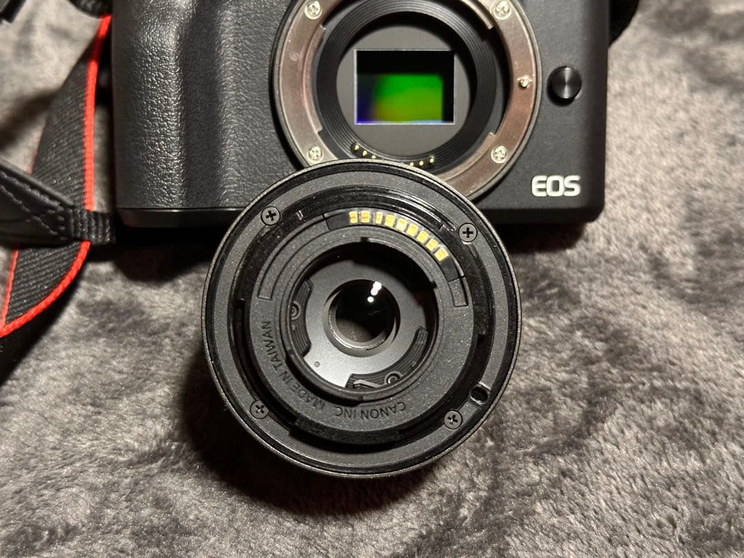Canon EOS kiss m レンズ付き