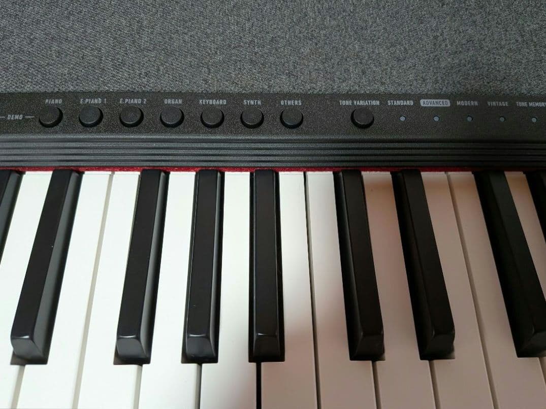 美品　CASIO カシオトーン CT-S1-76BK　キーボード 76鍵　ペダル