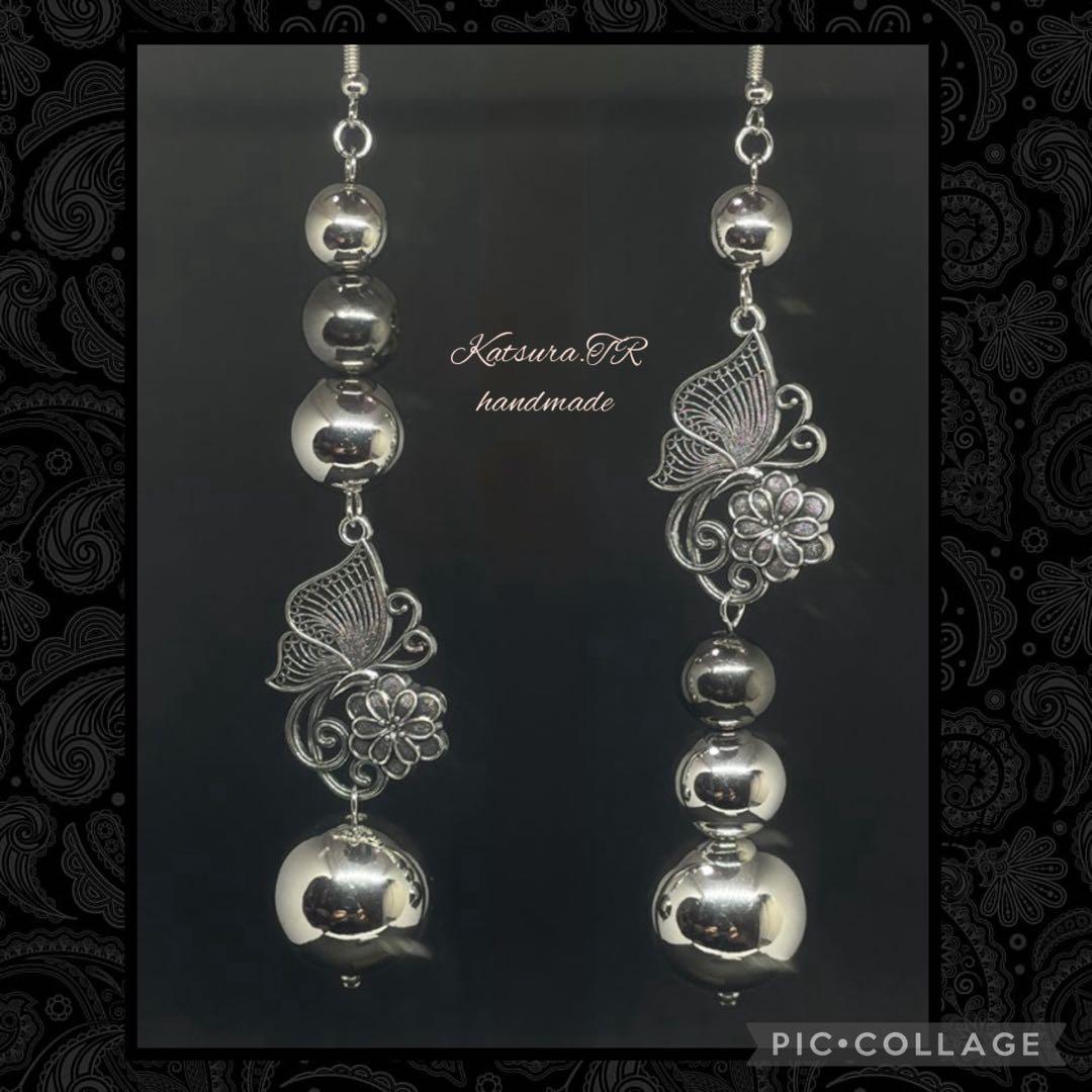 No.1144 大ぶりメタルボールとヴィンテージバタフライのアシメピアス