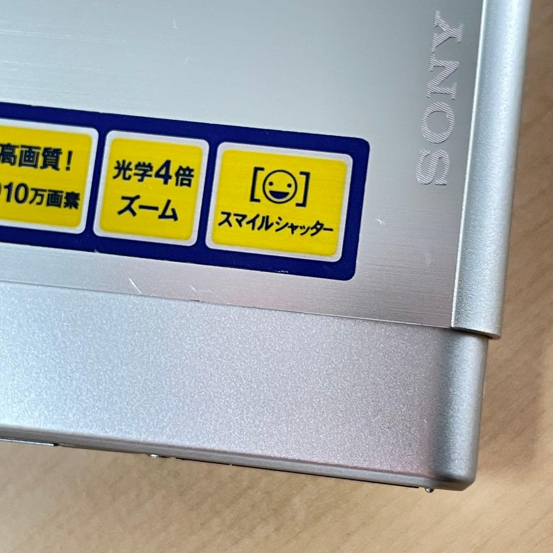 SONY Cyber-shot DSC-T77 サイバーショット　シルバー 薄型