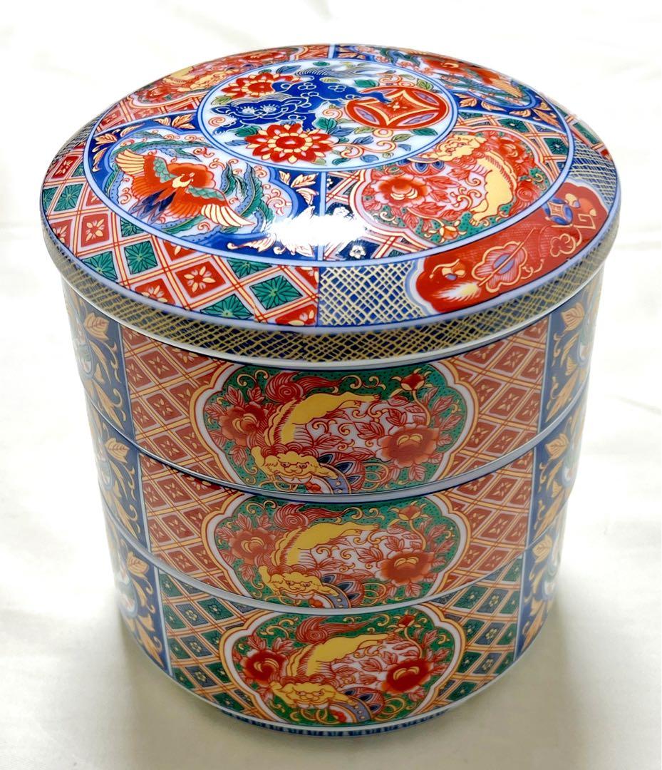未使用　龍峰窯　古伊万里　染錦　唐獅　鳳凰　花文　三段重　重箱　お重　蓋付重ね鉢