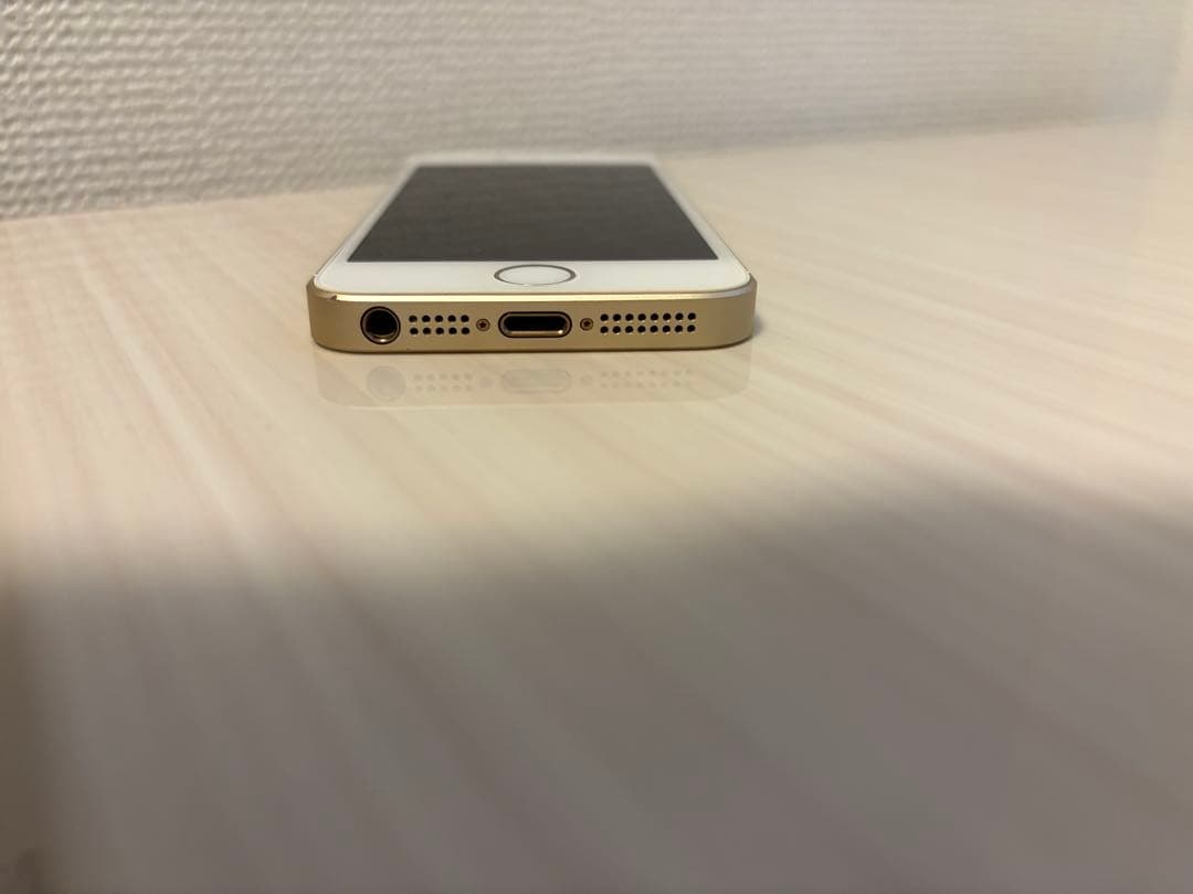 【美品】iPhone SE 第一世代32GBゴールドバッテリー最大容量87%