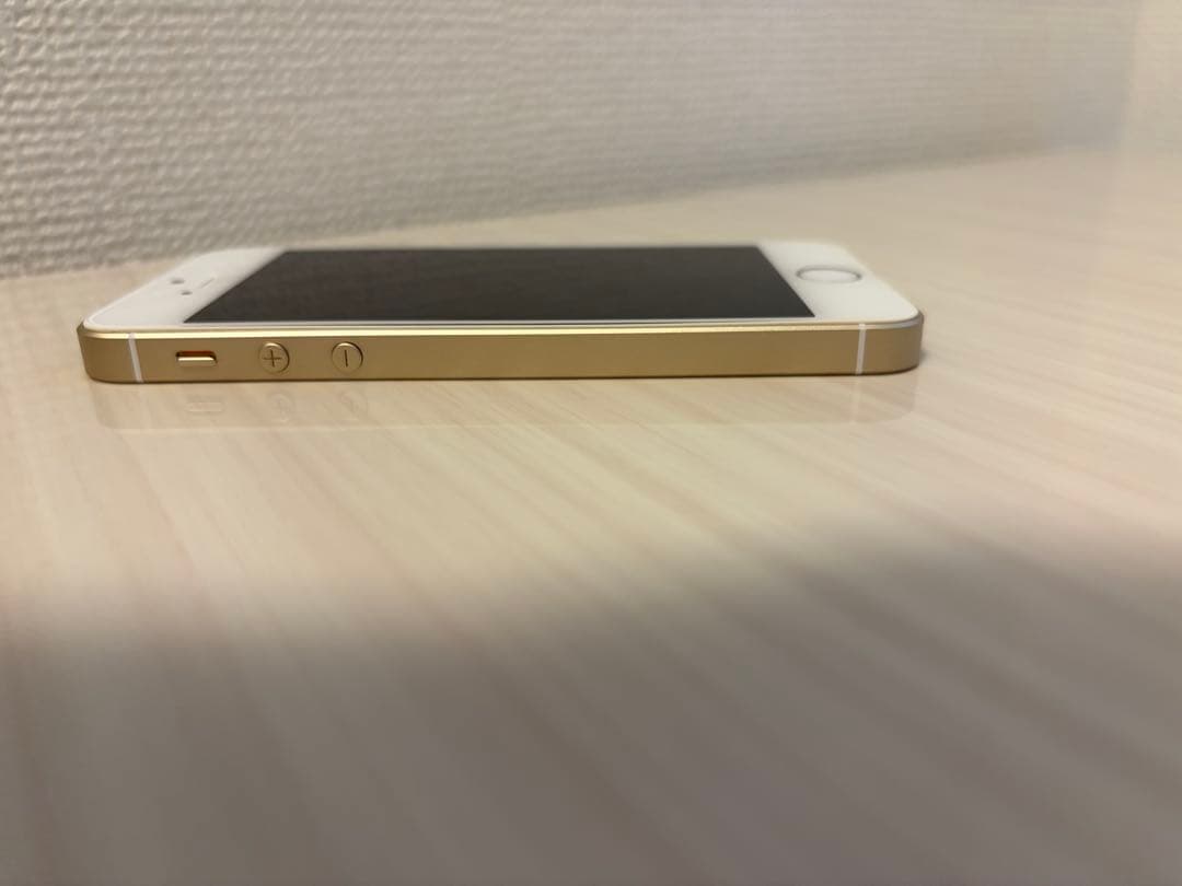 【美品】iPhone SE 第一世代32GBゴールドバッテリー最大容量87%