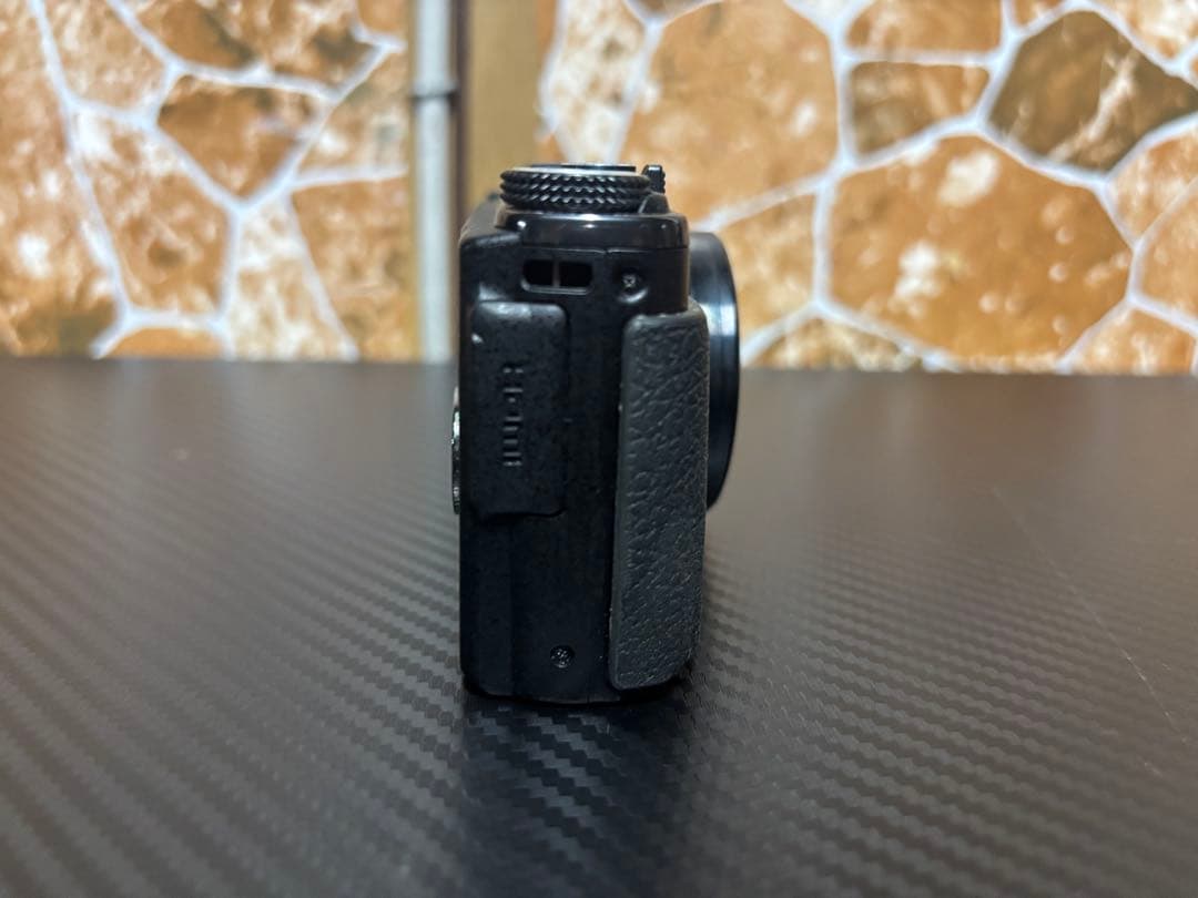 【ジャンク】オリンパス コンパクトデジタルカメラ SH-60 ブラック 本体のみ