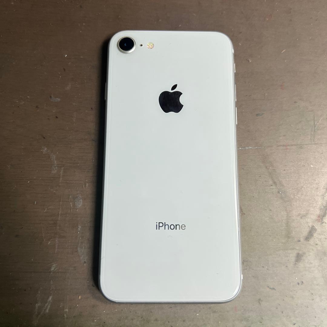 Apple iPhone8 ホワイト