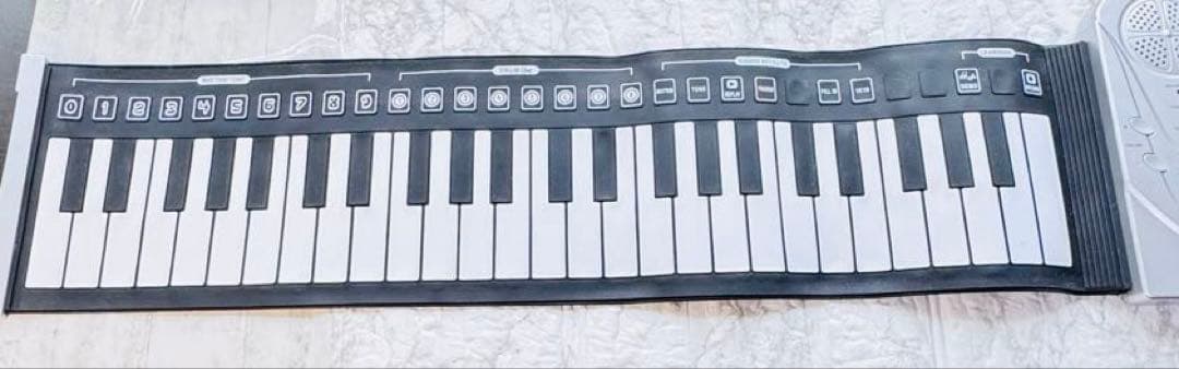 【訳あり・美品】折りたたみ式 電子キーボード 61鍵盤 シルバー 持ち運び可能