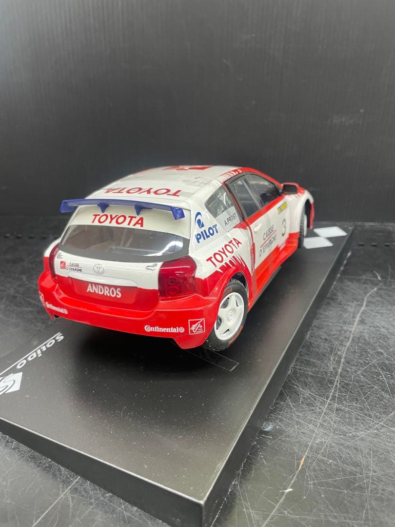 ソリド 1/18 トヨタ カローラ SOLIDO ミニカー　pilot