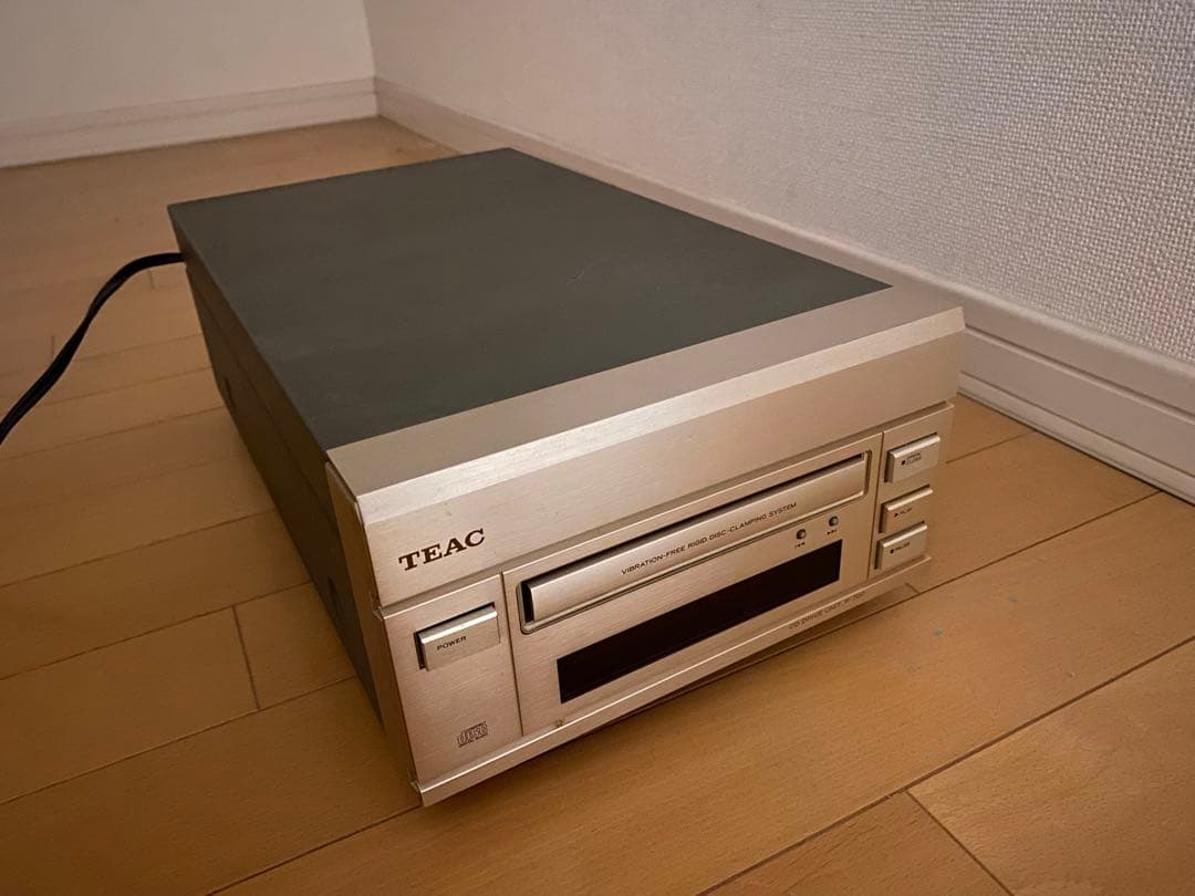 その他 TEAC CD DRIVE UNIT P-700