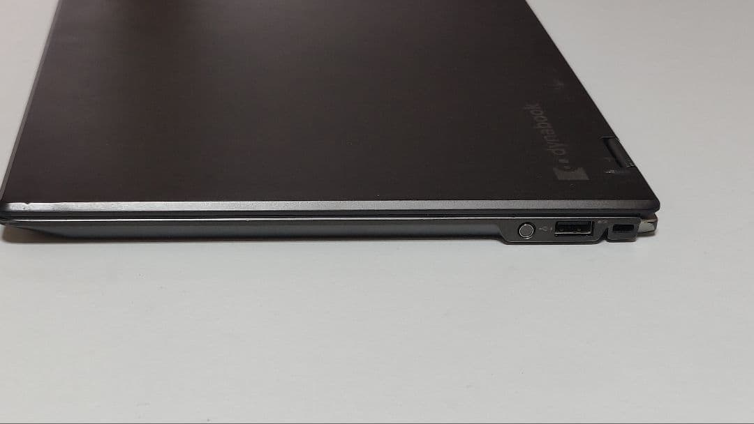 TOSHIBA dynabook V72／FME PV72FMA-NNGAH