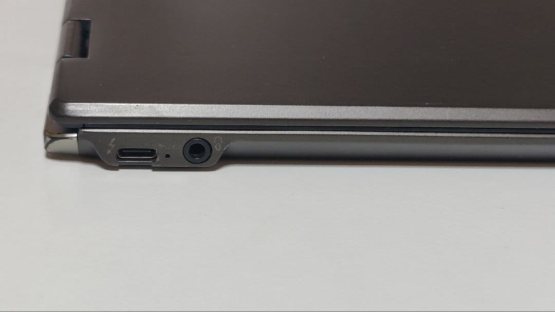 TOSHIBA dynabook V72／FME PV72FMA-NNGAH