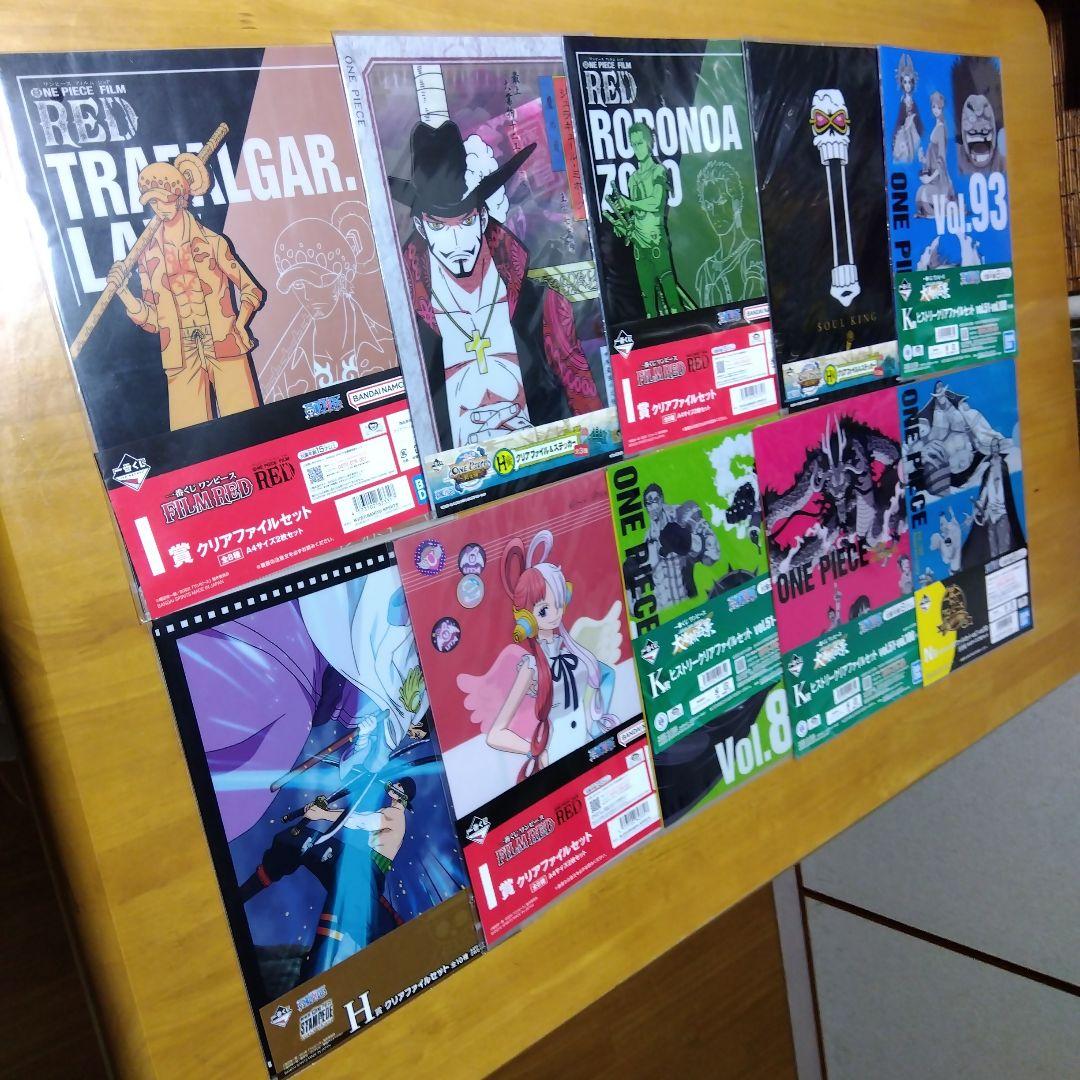 ONE PIECE ワンピース　Ａ−４クリアファイル まとめ売り 大量２９０枚