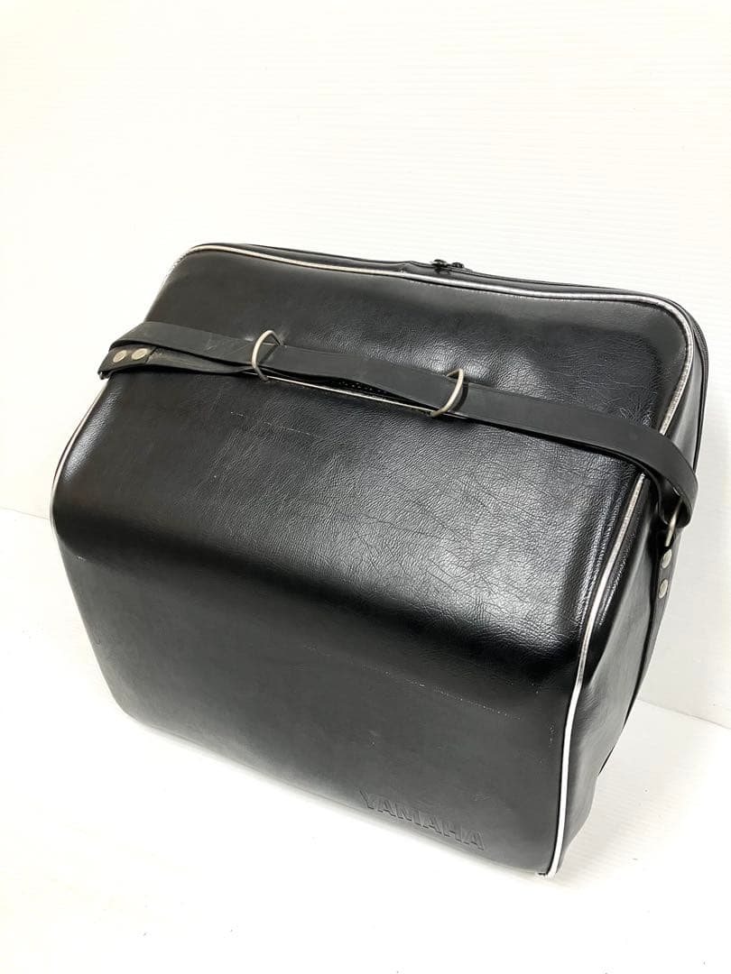 YAMAHA ヤマハ 32鍵盤 アコーディオン 8905 ケース付き