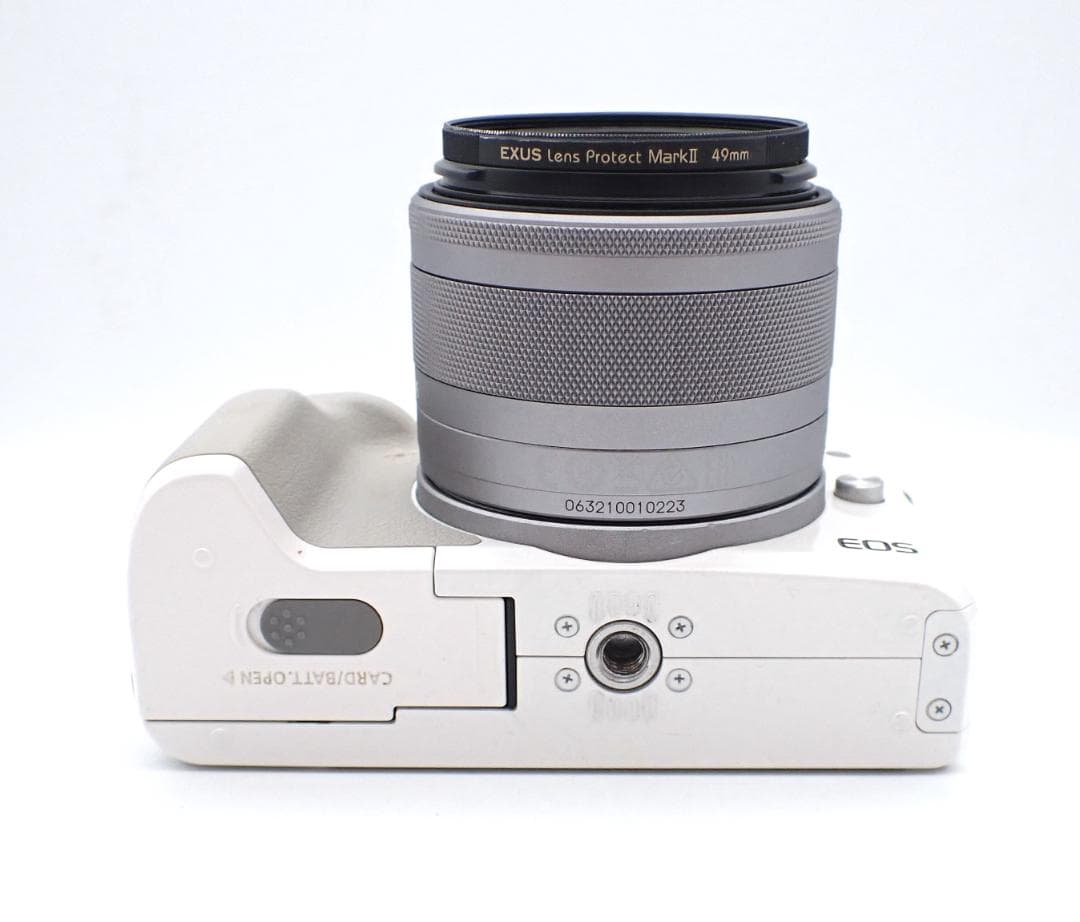 Canon EOS KISS M ズームレンズキット 充電器セット!!美品
