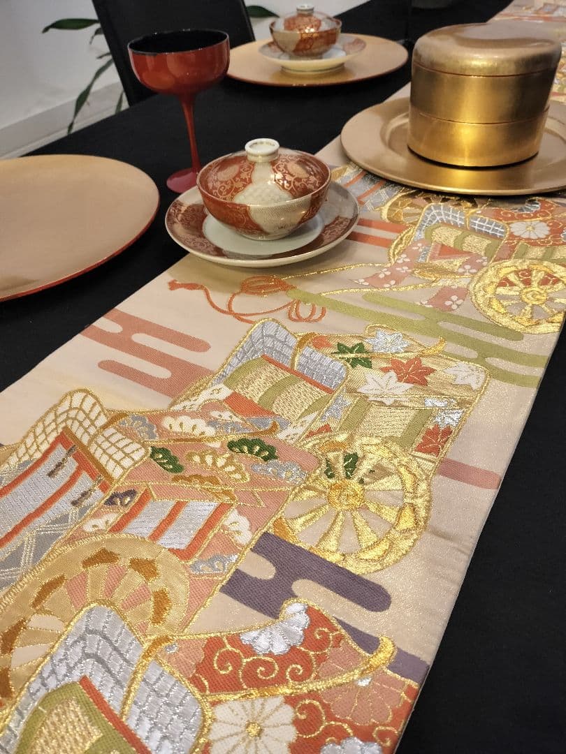 A924★逸品‼️ ひな祭り‼️御所車‼️正絹テーブルランナー2m12cm