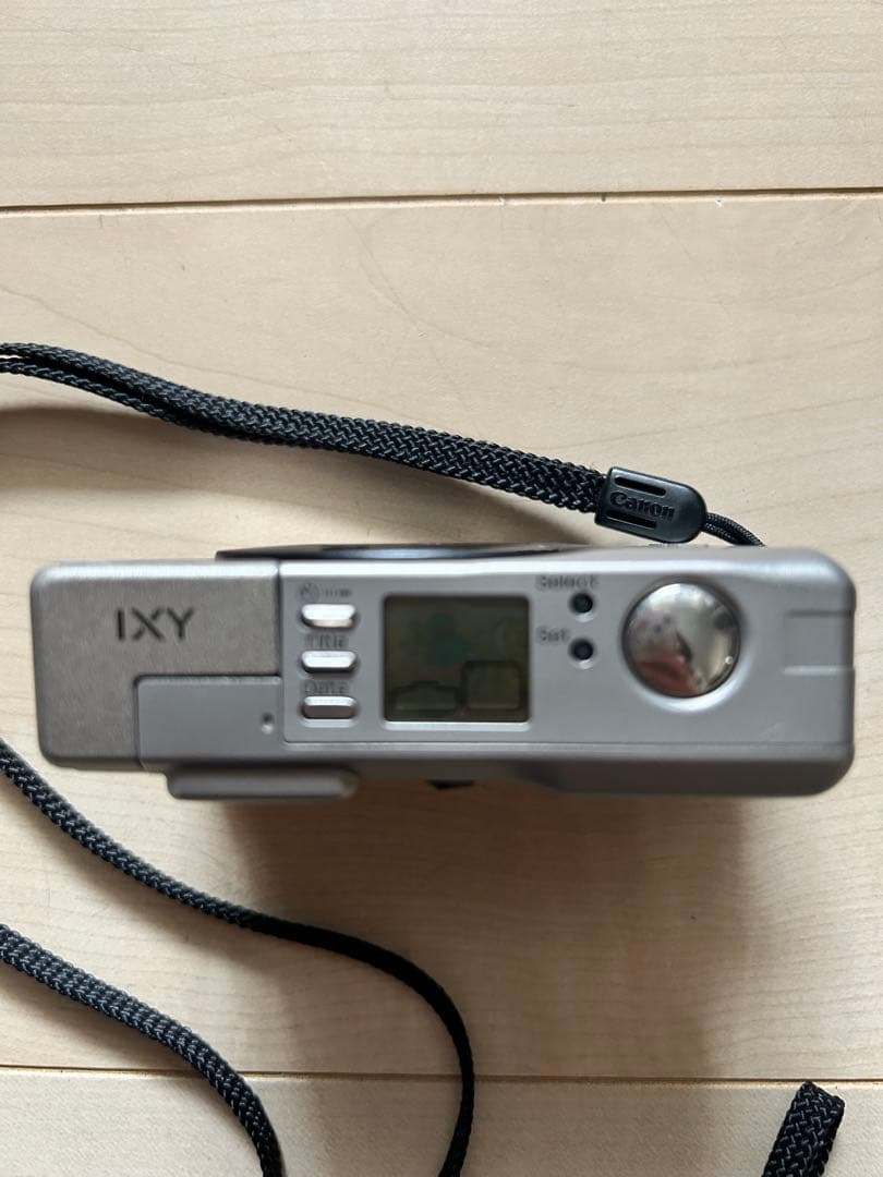 Canon IXY デジタルカメラ キヤノン