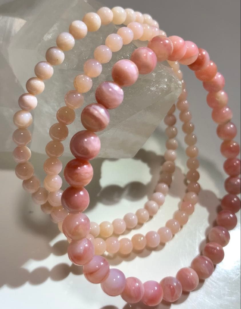 心にぬくもりを与えるパワー❣️★天然色★ ピンクオパール　6ミリのみブレスレット