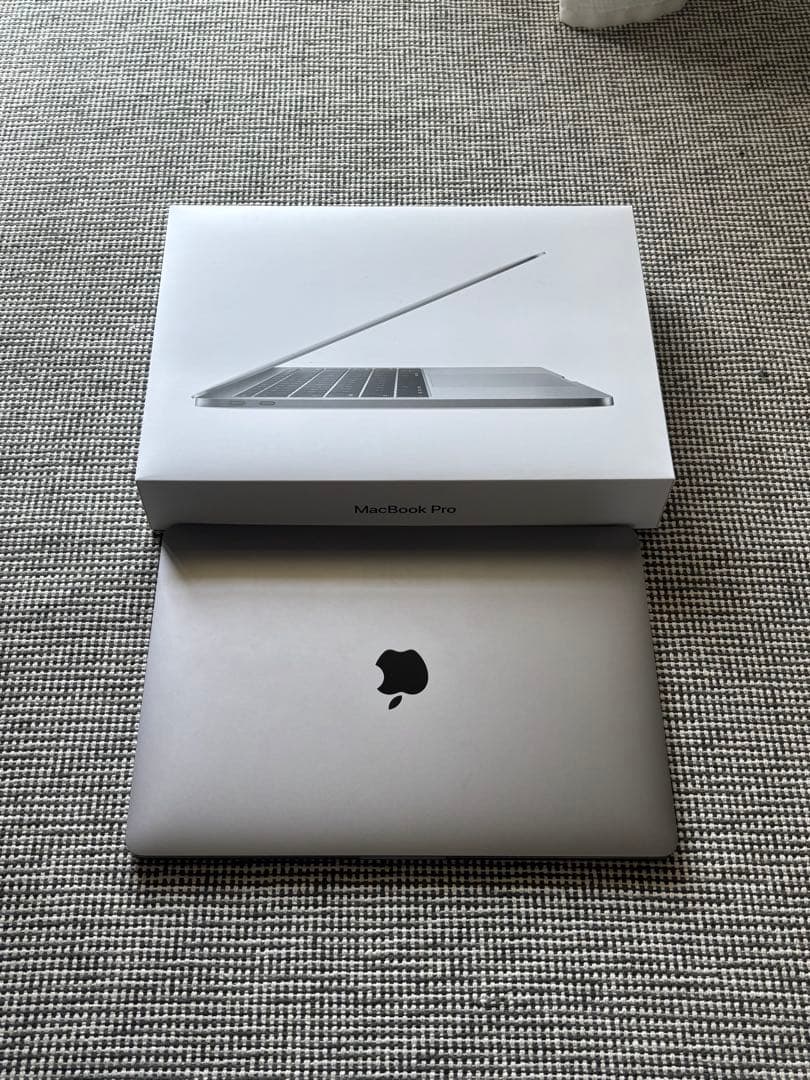 Apple MacBook Pro2016 スペースグレー 本体