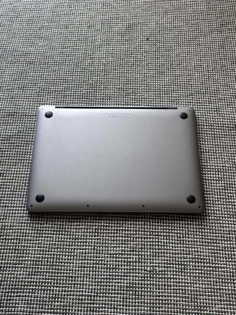 Apple MacBook Pro2016 スペースグレー 本体