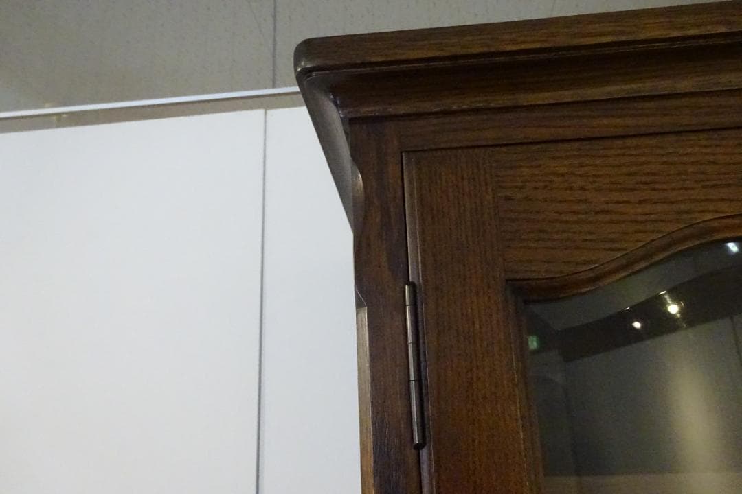 神戸洋家具　アンティーク　カップボード　食器棚　オーク材